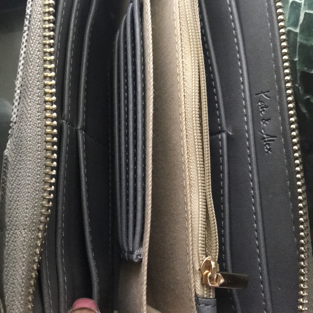Kate & Alex Purse - Picture 5 of 6